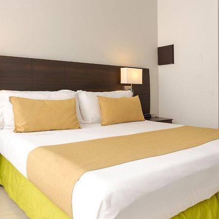 Hotel Manantial Melgar Torre 2 Esterno foto